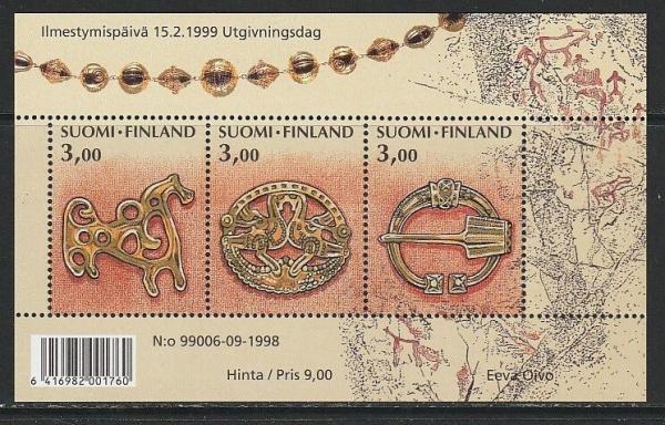 Europe | Finland Ancient Jewelry Souvenir Sheet With Three Postage Stamps Issued 1999 Multicolor Europe Europe
